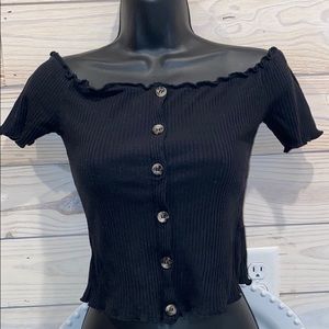🍒SOLD🍒 Black Off the Shoulder Top!✨